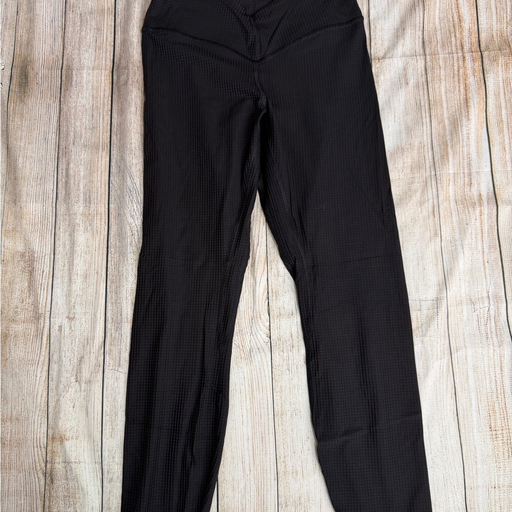 LULULEMON 3 piece Bundle! Women's Medium - 2 leggings/1 tank - Picture 6 of 16